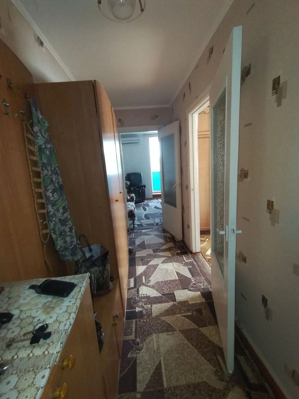 продам 2х ком квартиру на Солнечной