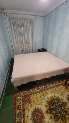ДВІ КВАРТИ, КООПЕРАТИВ, ТОРГ, 3-й поверх. Вулиця Військової слави, 4