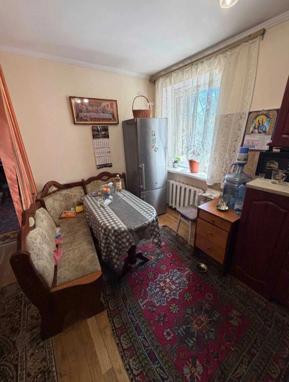 От хозяина продам двухкомнатную квартиру  в г. Белгород-Днес