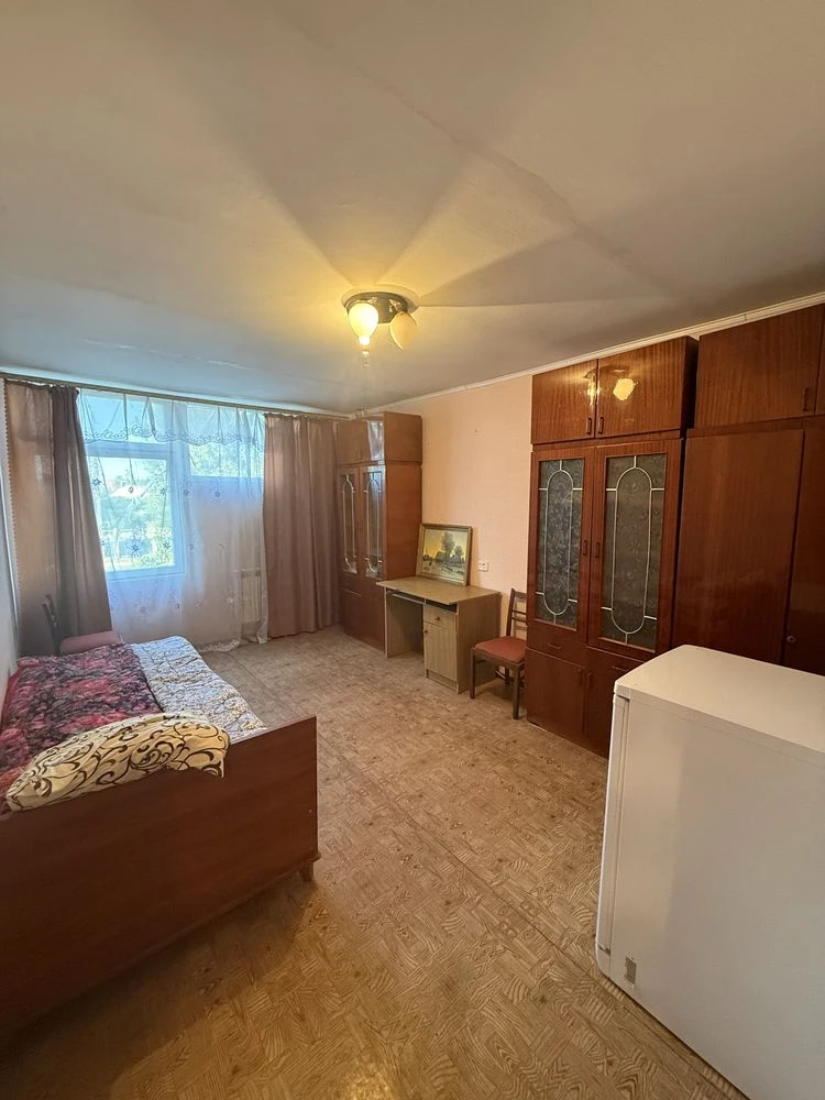 Продам 2-комн квартиру на Солнечной