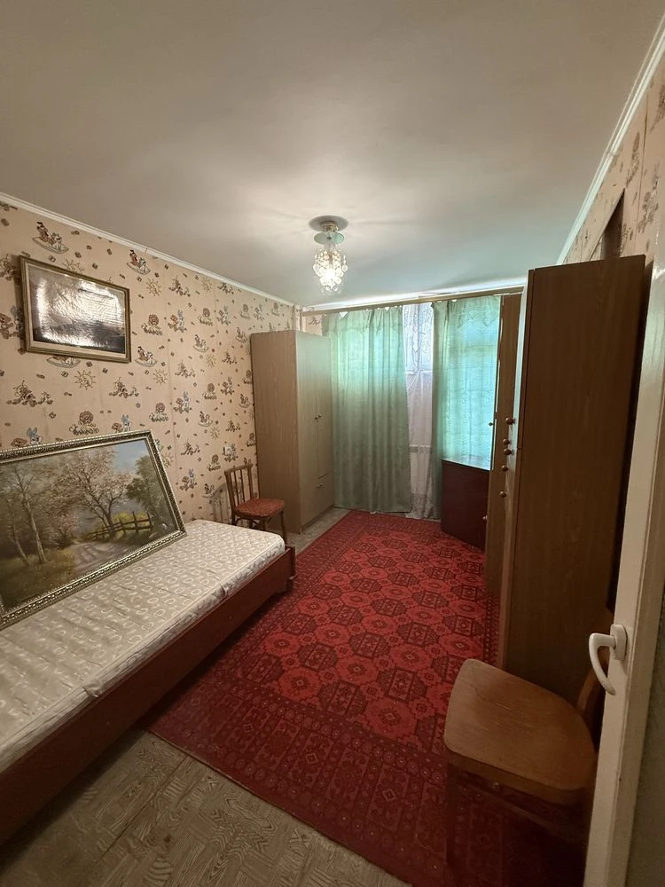 Продам 2-комн квартиру на Солнечной