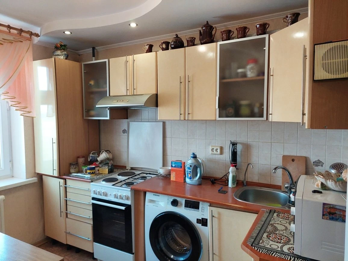 Продаю 3-кімнатну квартиру, вулиця Ізмаїльська