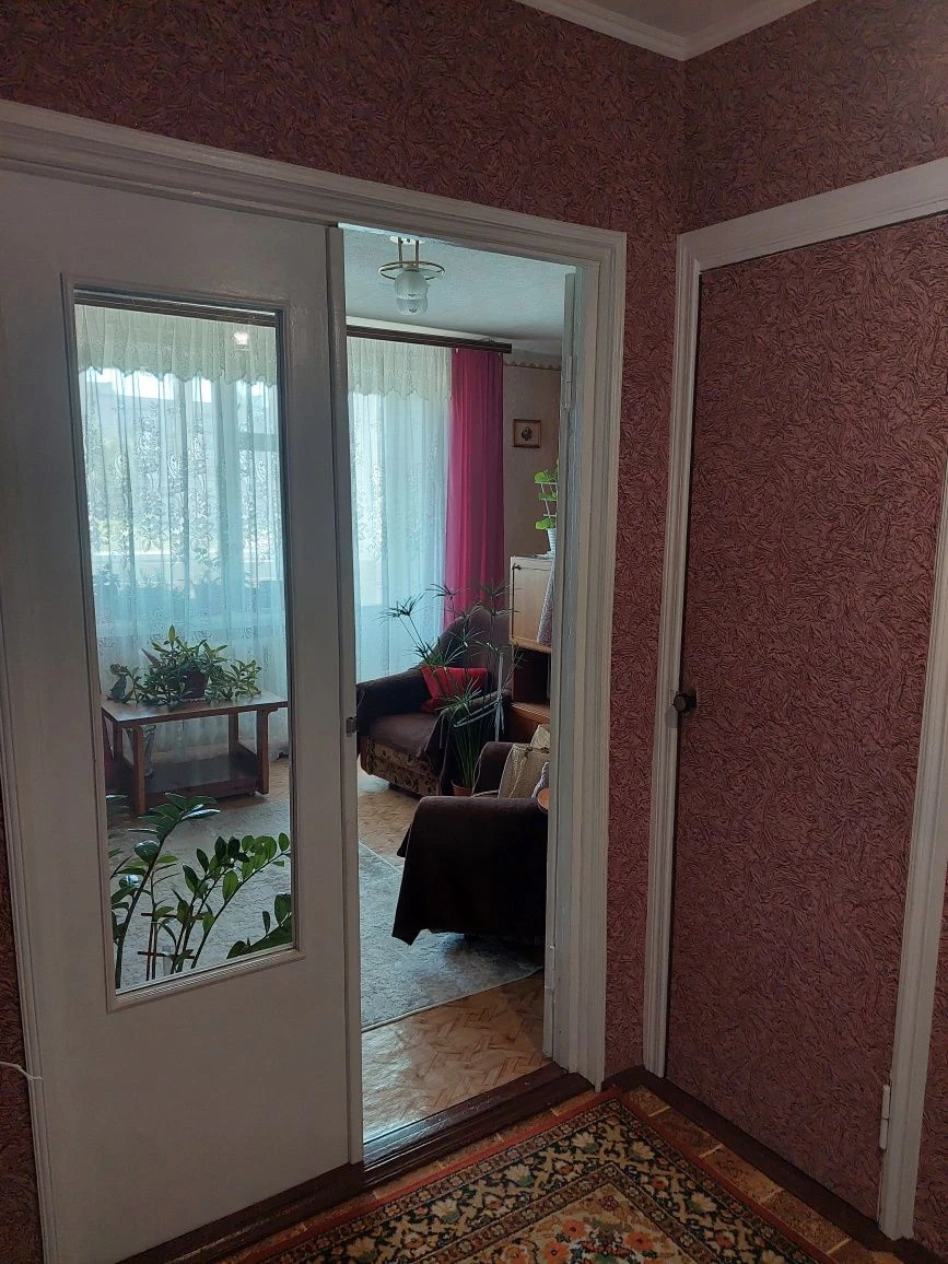 Продается 1-комнатная квартира, ул. Сонячная