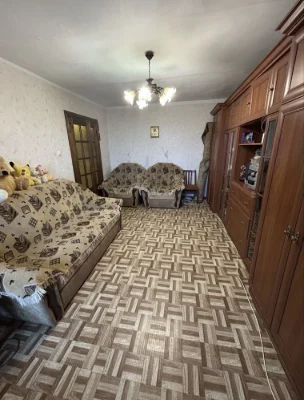 Продам 2-комн. Квартиру на пер. Московском