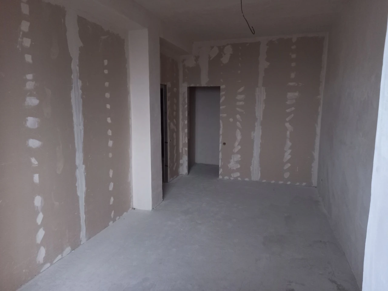 Квартира 2-х комнатной, цена 18 000$