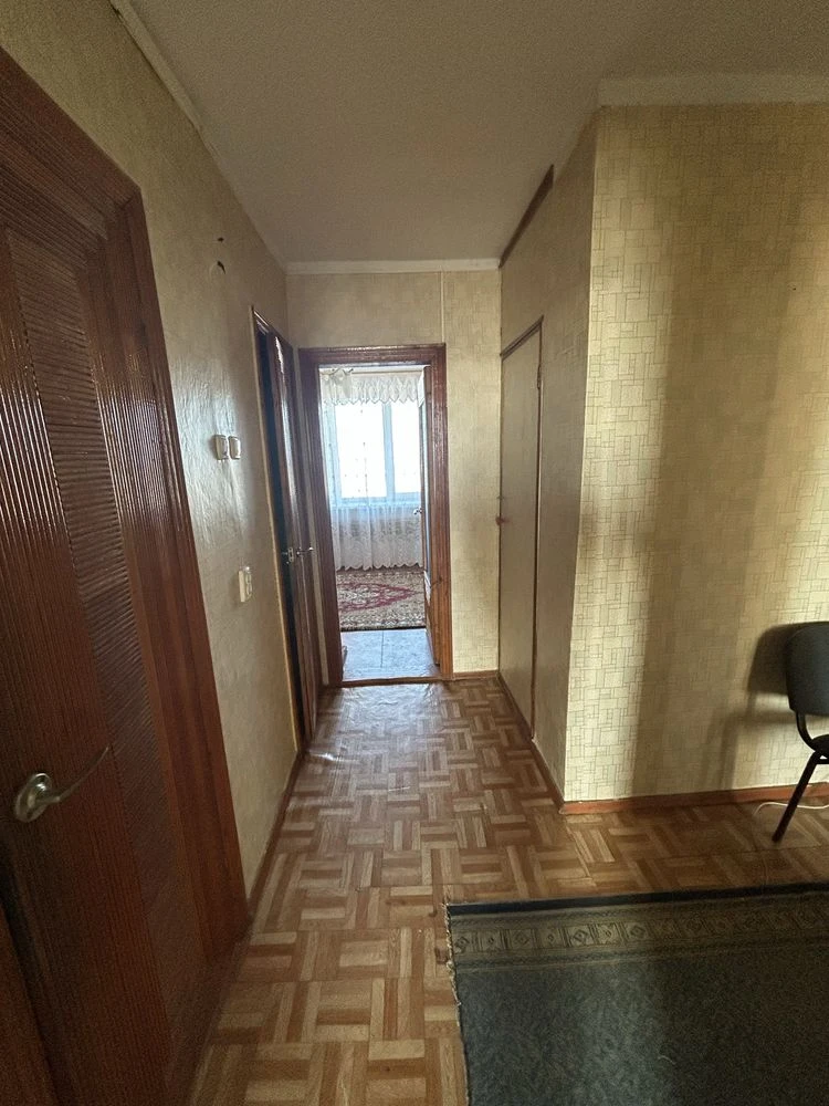 For sale: 3-room apartment on ul. Nezalezhnosti (Kalinin)