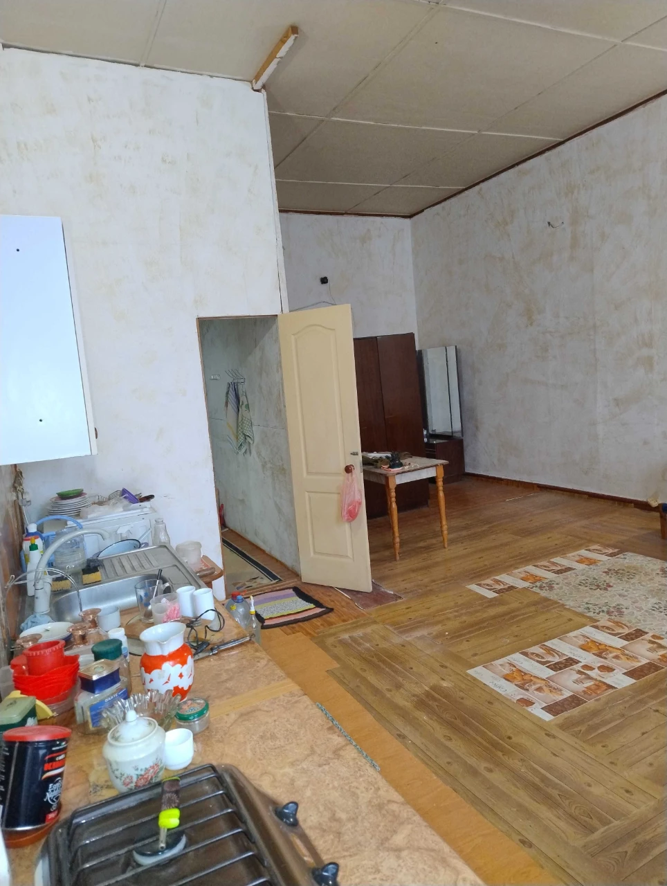 Продається 2-кімнатна квартира, центр міста