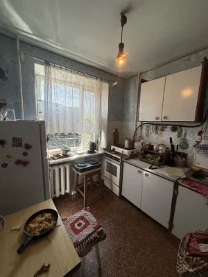 Продам квартиру 2-ком в районе Тиры