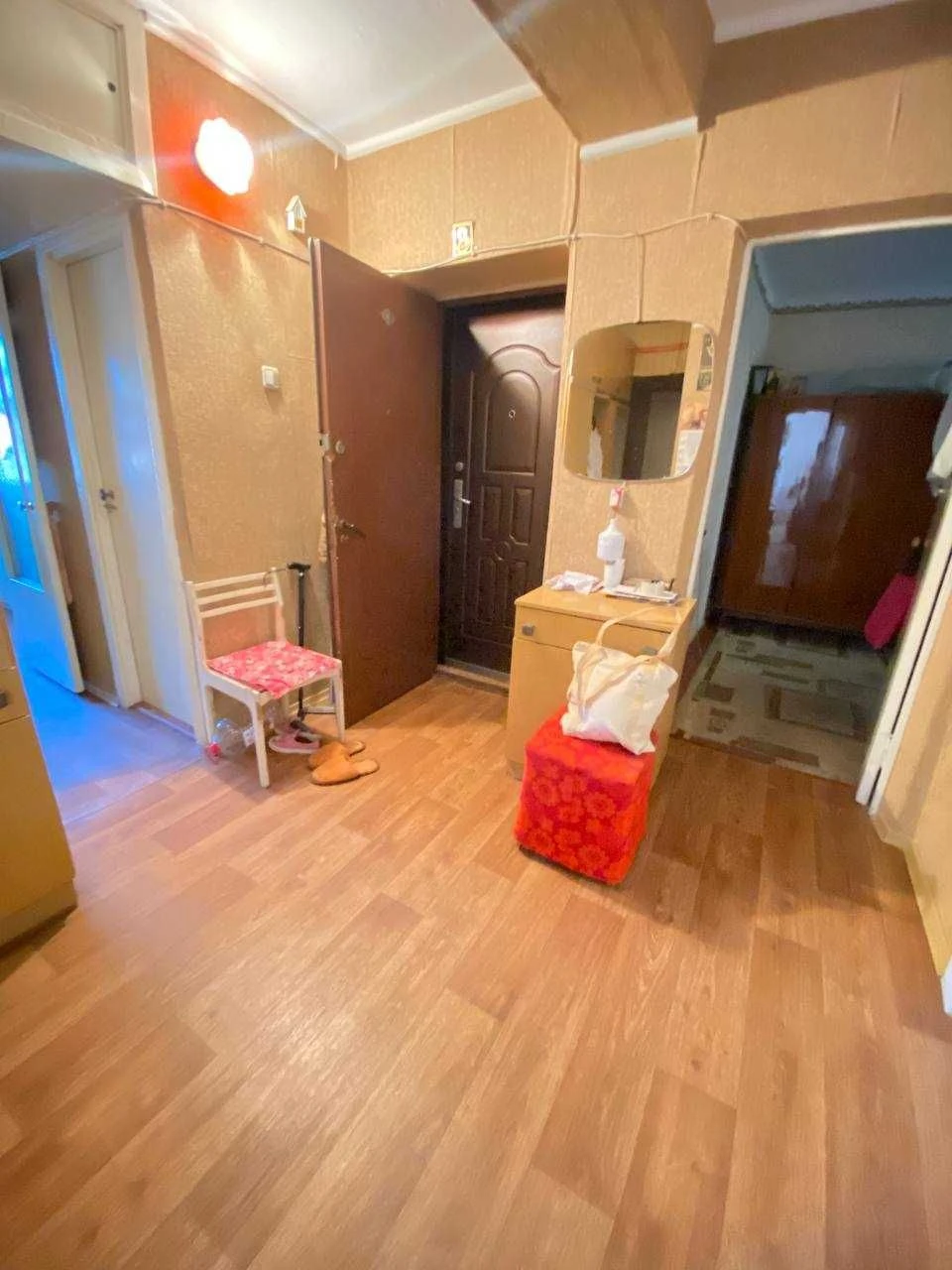 Продам квартирух 4х комнатную