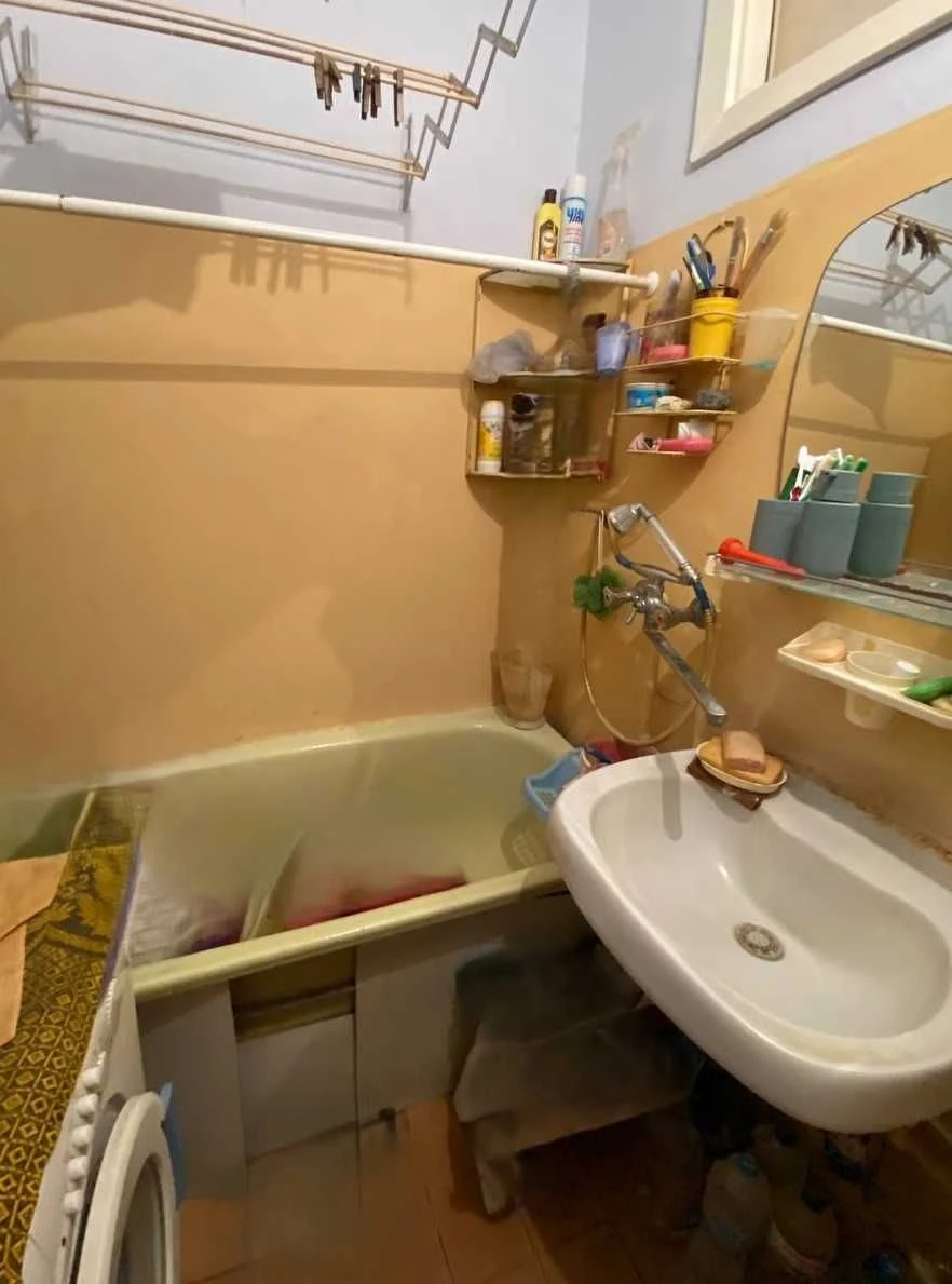 Продам квартирух 4х комнатную