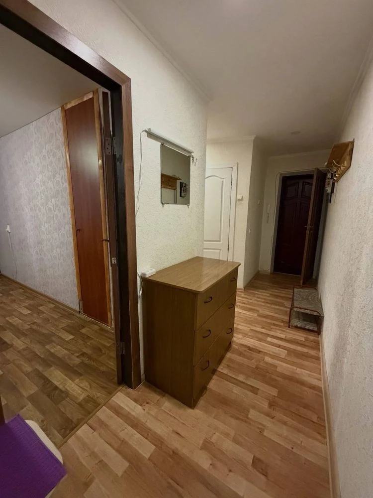 Продам трикімнатну квартиру