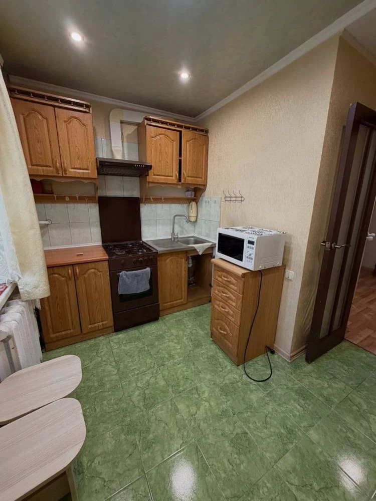 Продам трикімнатну квартиру
