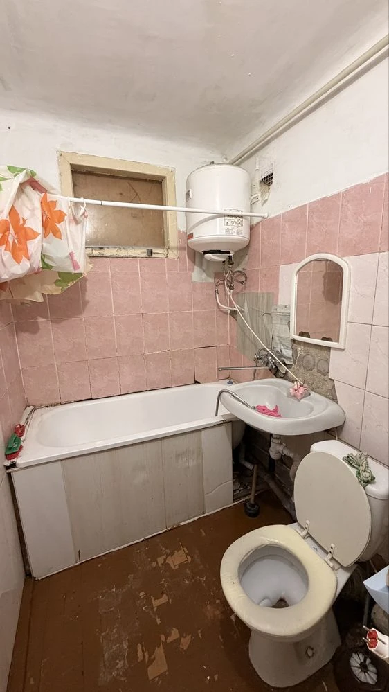 Продам 2-комнатную квартиру р-г Горбольницы