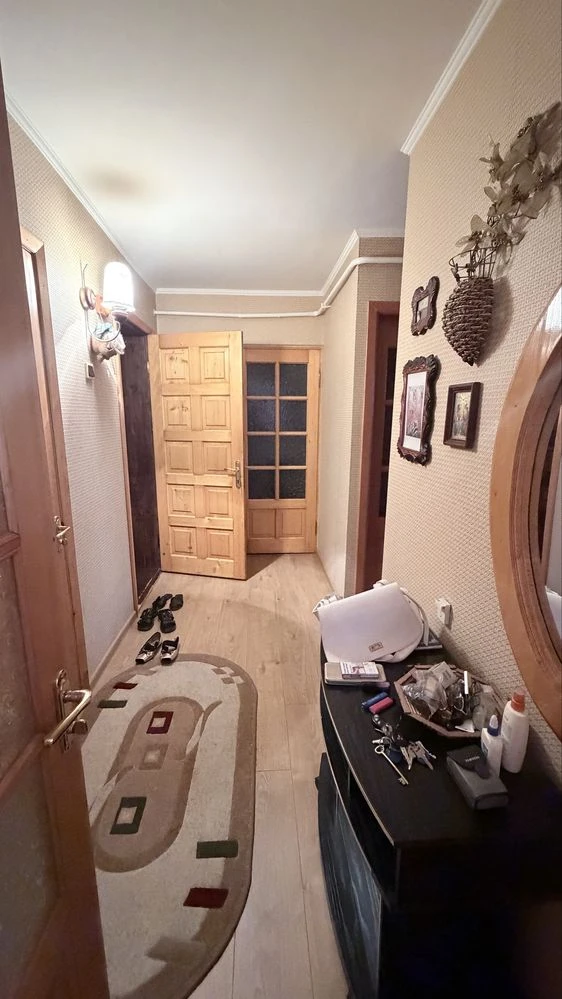 Продам 2-комнатную киевку Крепость