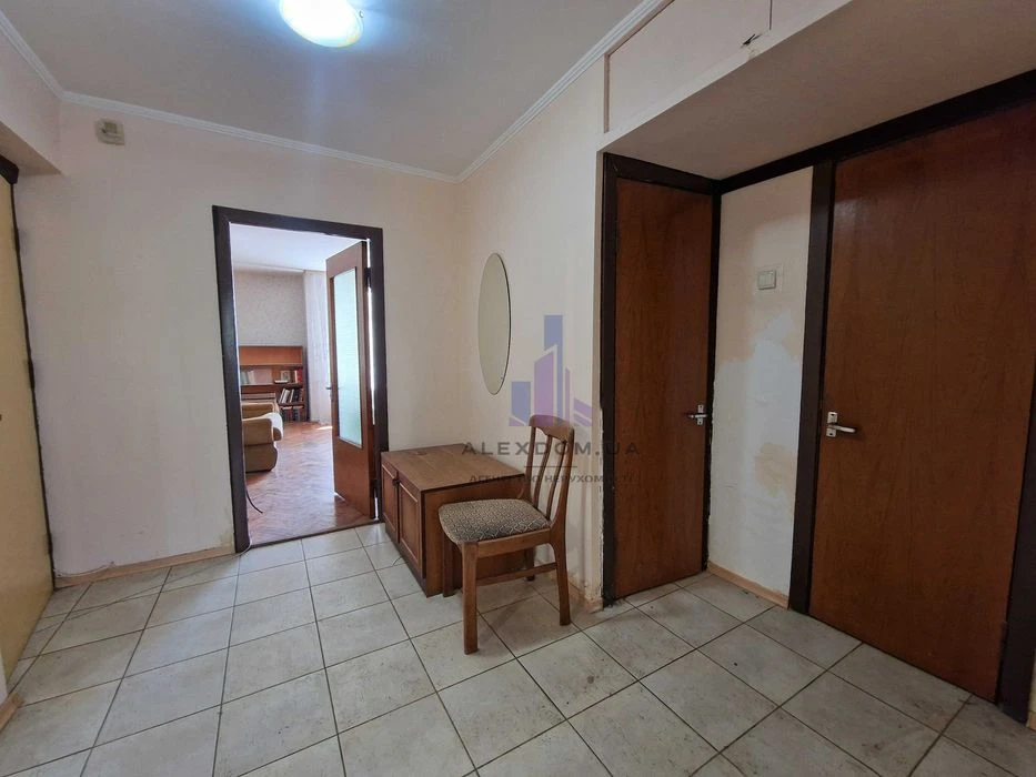 Продається 2к квартира, вул.Антоновича, буд.102, метро Палац