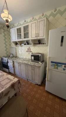 Продам 3-комнатную квартиру  р-н 9 шк