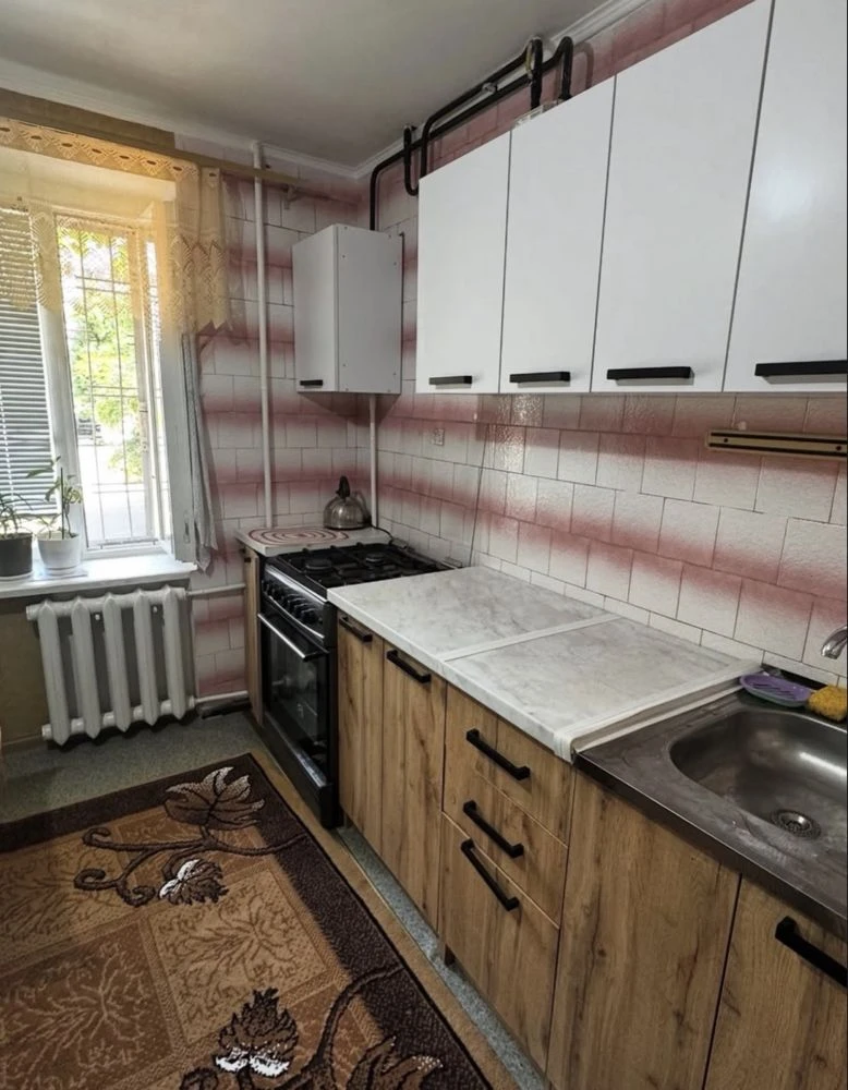 Продам 3-комнатную киевку Михайловская Мауп