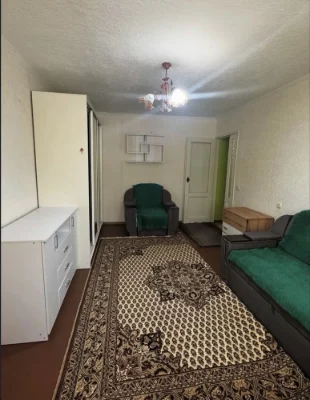 Продам 3-комнатную киевку Михайловская Мауп