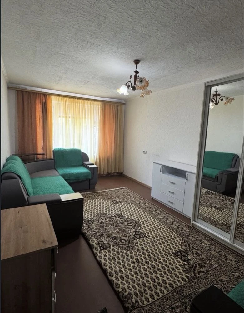 Продам 3-комнатную киевку Михайловская Мауп