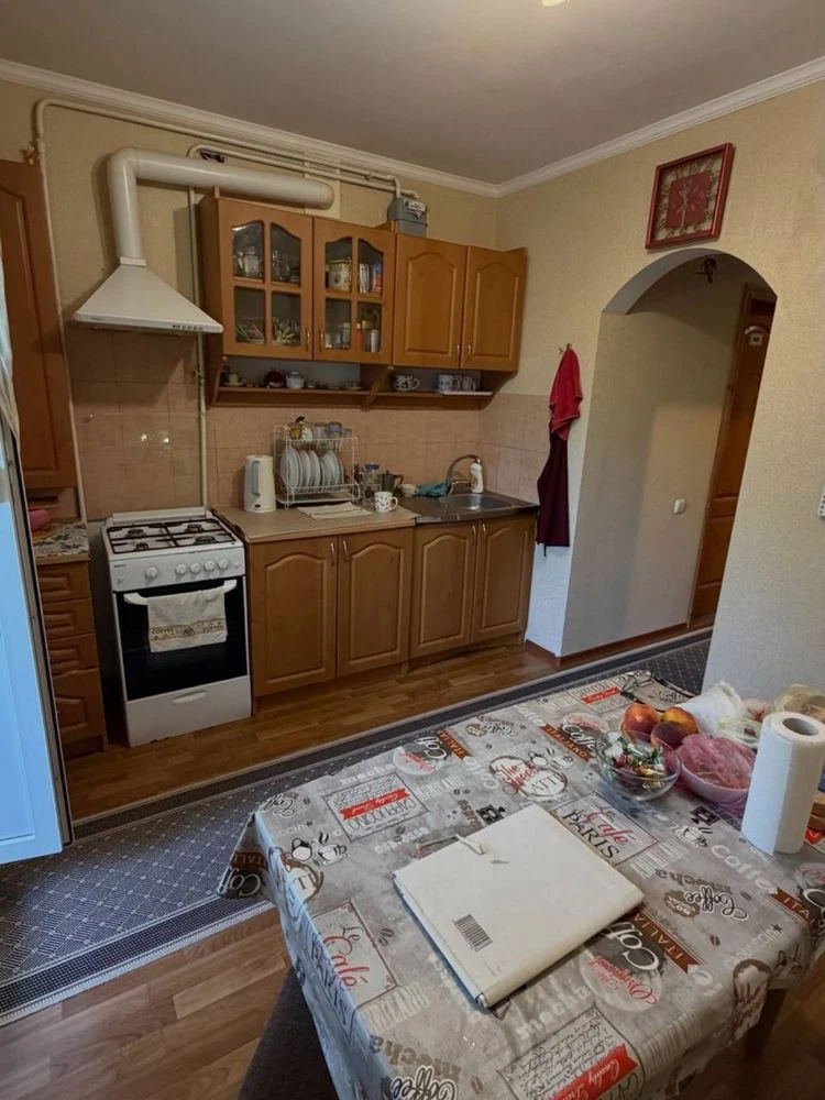 Продам квартиру київський  пр. 2 кімнати