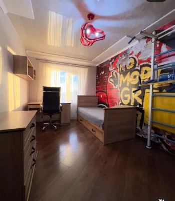 Классная трёхкомнатная квартира с ремонтом и без выключения