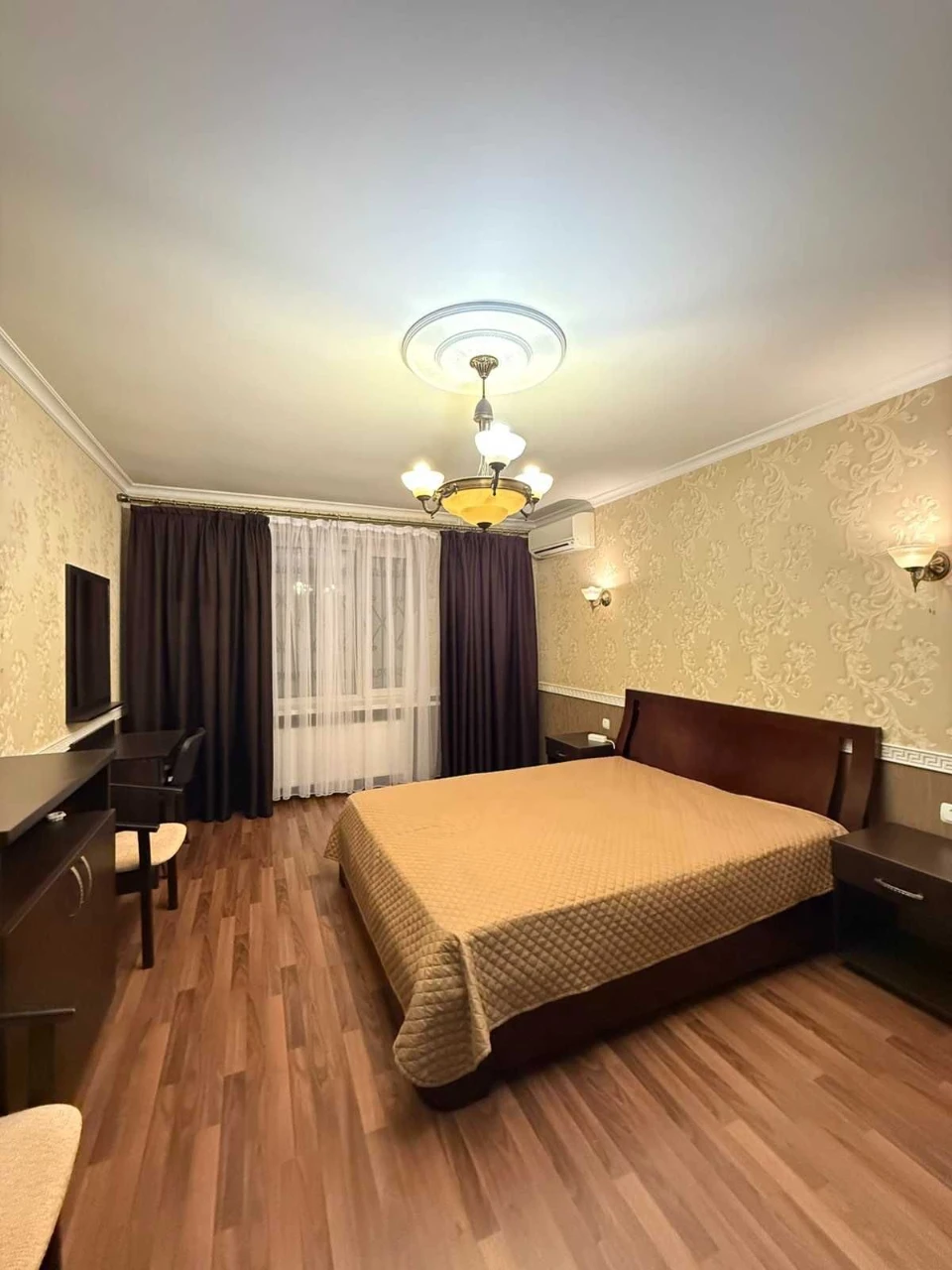 Продается квартира 5 комнат