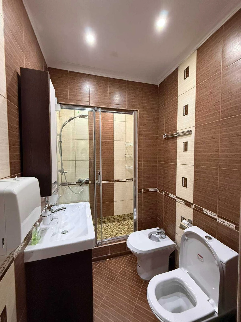 Продается квартира 5 комнат