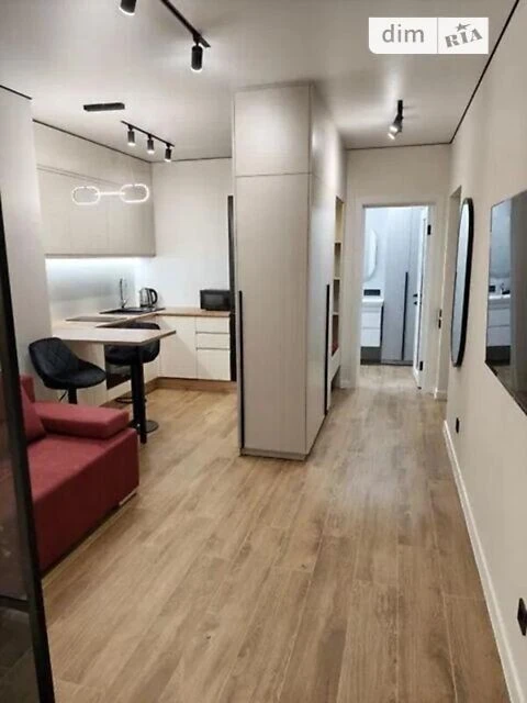 Продаж 1к квартири 44 кв. м на вул. Всеволода Змієнка 15/23