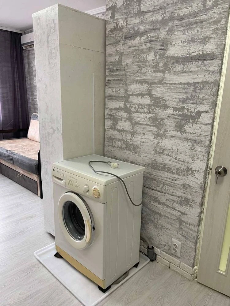 Продаж малосімейки