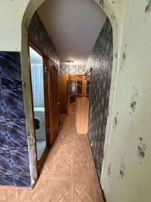 Продаж 1-кімнатна квартира (1/9) 30000$