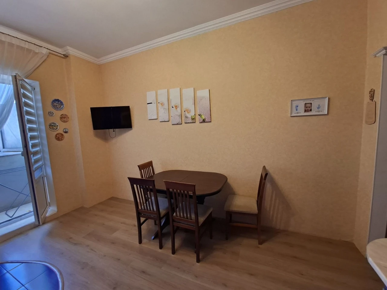 2к квартира біля моря в Чорноморську