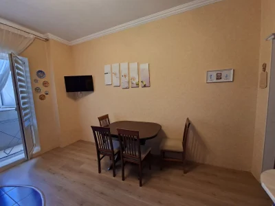 2к квартира біля моря в Чорноморську