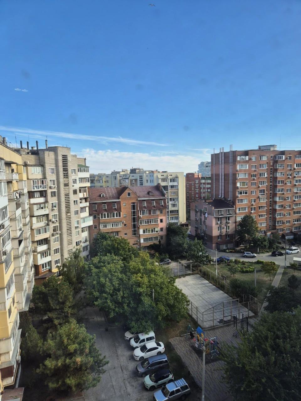 Квартира с видом на море, 7 минут к пляжу,  новый дом