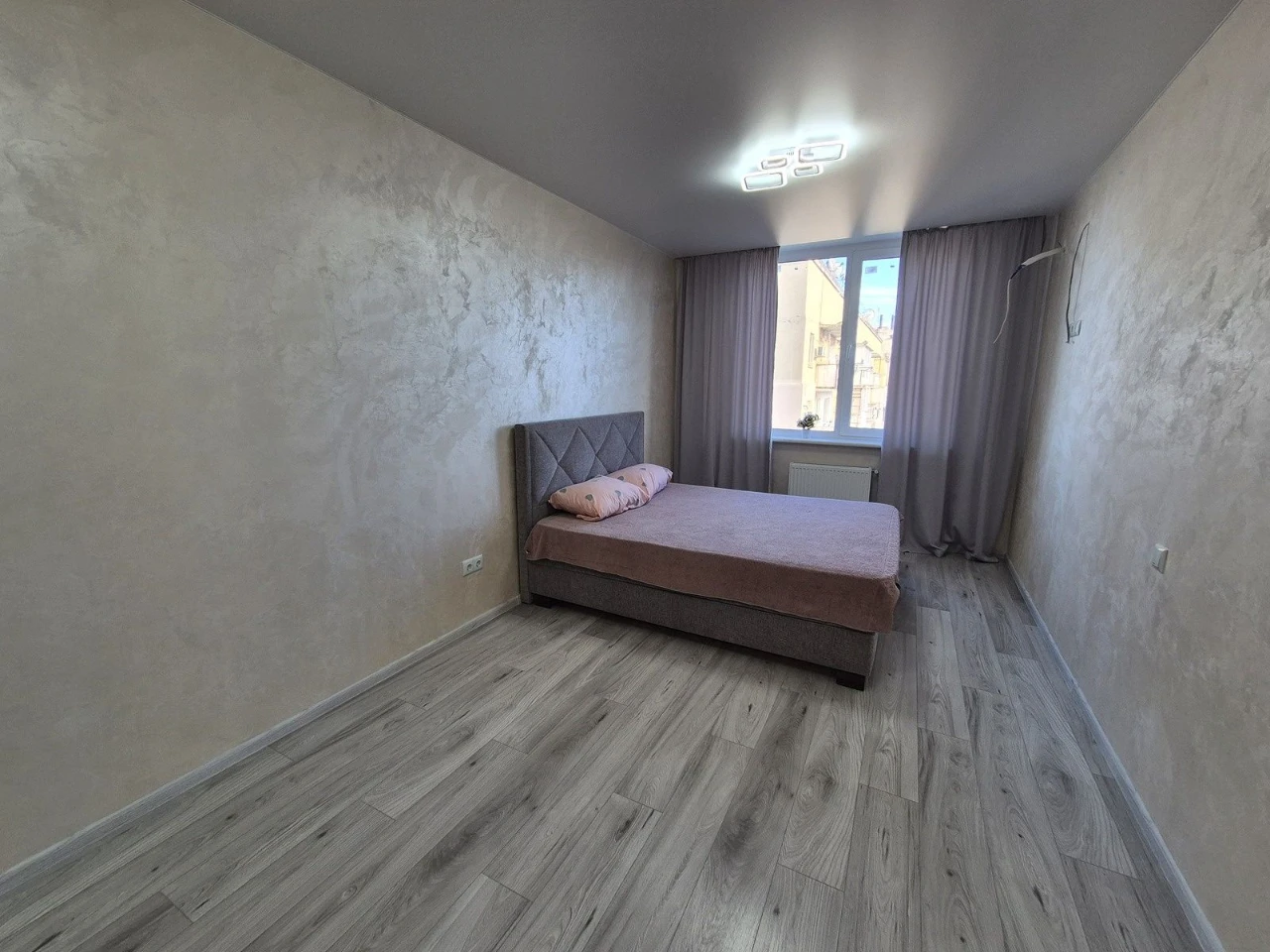 Продається 1-кімнатна квартира, євроремонт, новий будинок