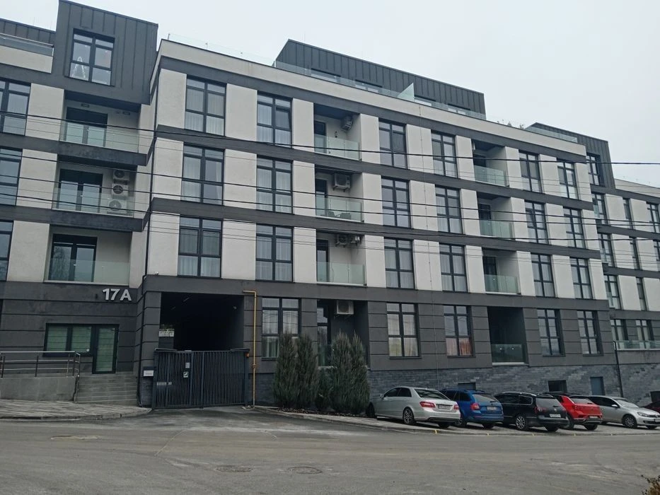 Solomyanskyi district. Vokzalna, Solomyanska st. Solomyank