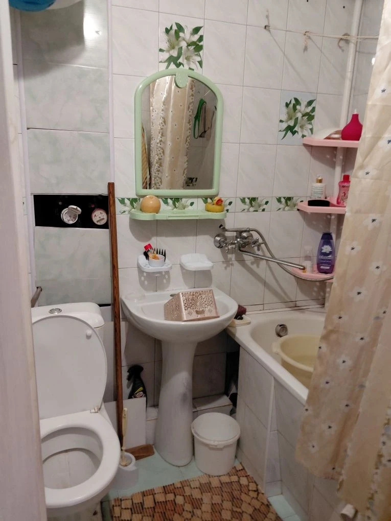Продаж або обмін: 1-кімнатна квартира в центрі Чорноморська