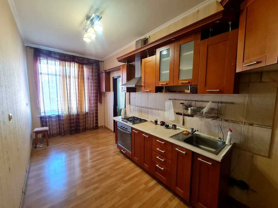 Квартира. Чорноморськ, Паркова вул.