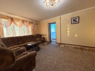 Продам 3 комнатную квартиру с красивой панорамой у моря