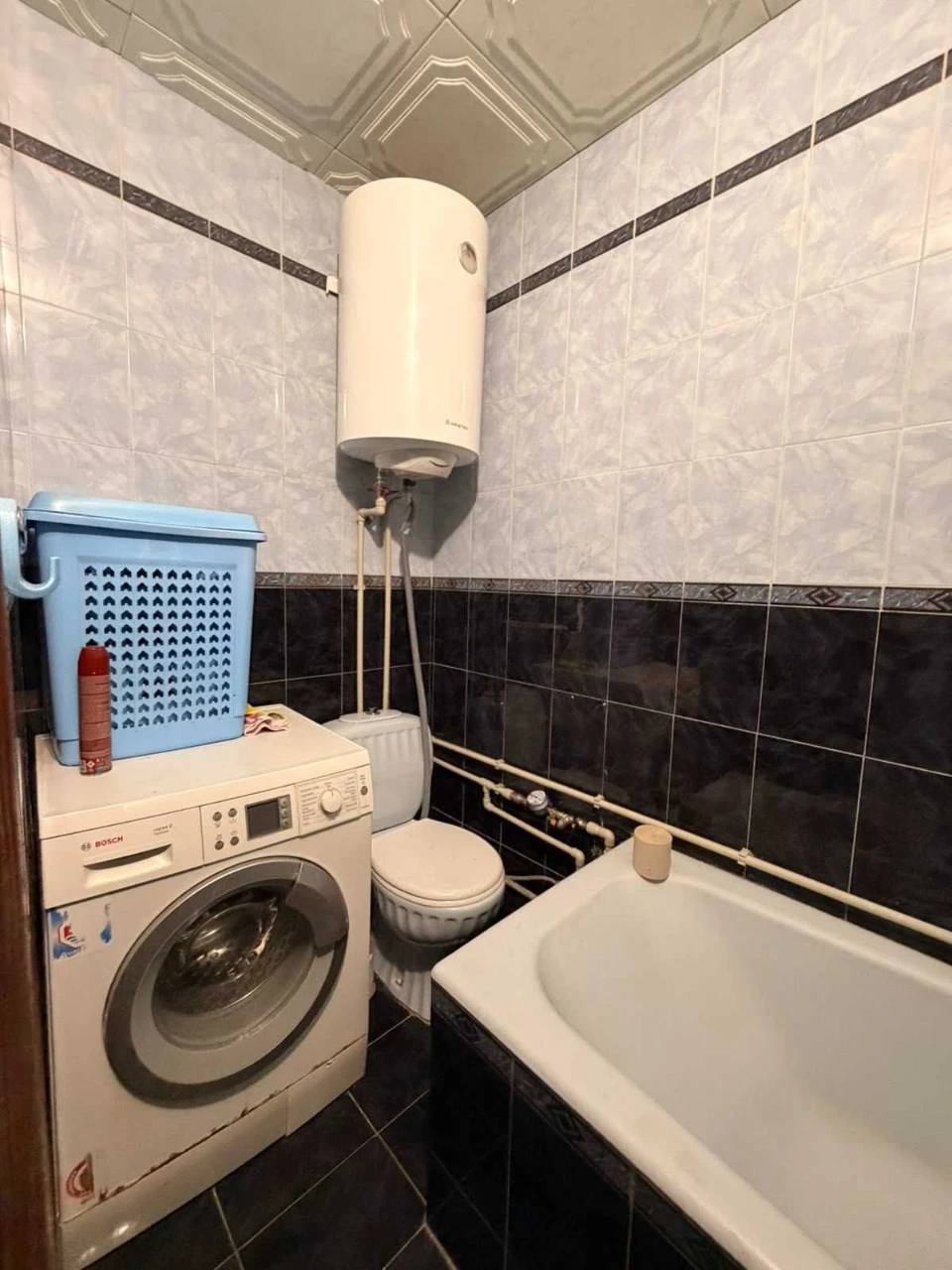 Продам 3 комнатную квартиру с красивой панорамой у моря