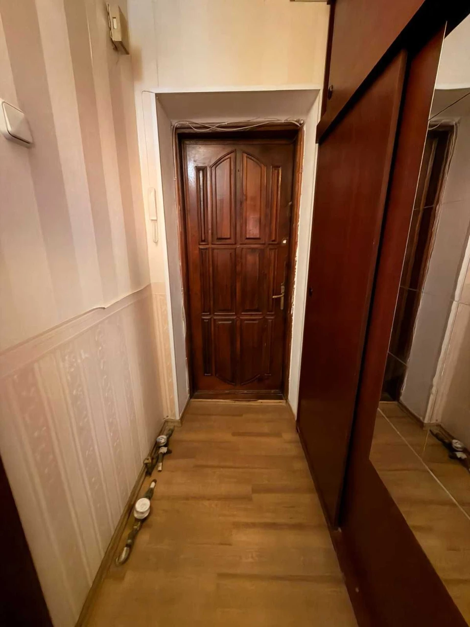 Продам 3 комнатную квартиру с красивой панорамой у моря