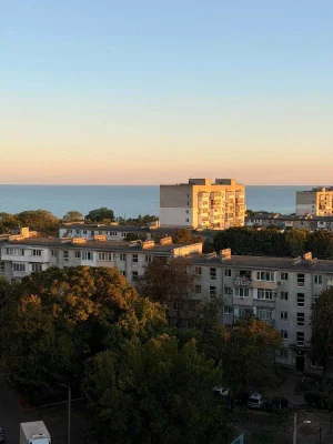 Продам 3 комнатную квартиру с красивой панорамой у моря