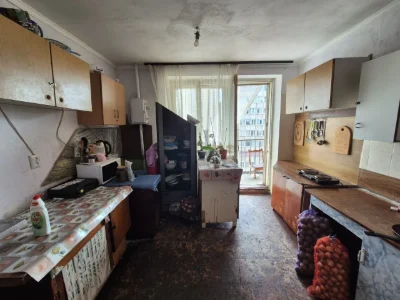 продам 1к.квартиру коммунального типа