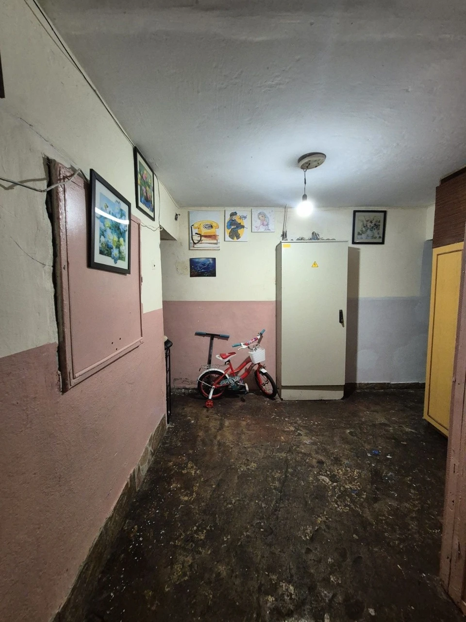 продам 1к.квартиру коммунального типа