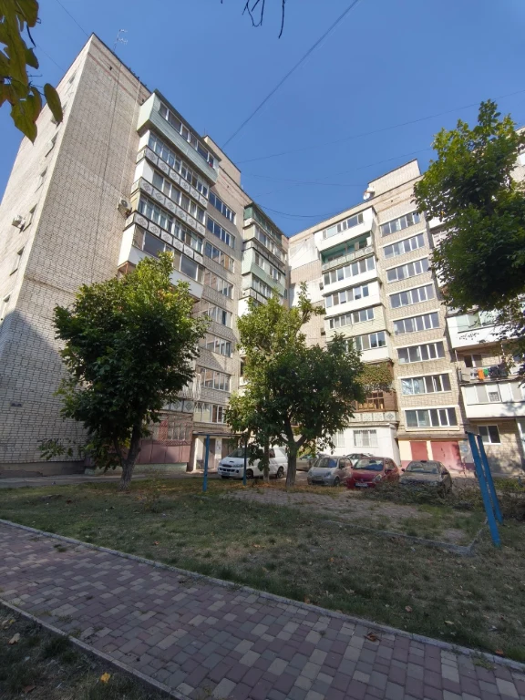 Продам 1к. квартиру с нишей -"Чешка"с Большой кладовкой на э