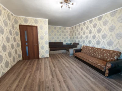 Продам 1к. квартиру с нишей -"Чешка"с Большой кладовкой на э