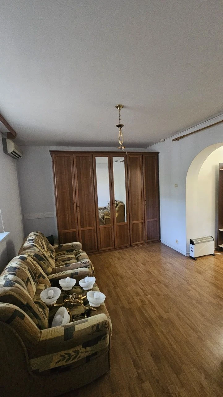 2к.кв возле моря,  центр