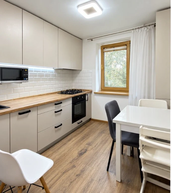 Продам 2 ку в центре с капитальным ремонтом !