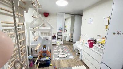Продам 2 ку в центре с капитальным ремонтом !