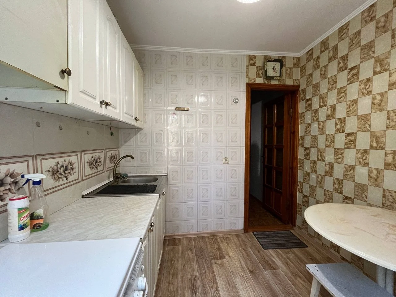 У продажу двокімнатна квартира у центрі міста Чорноморськ