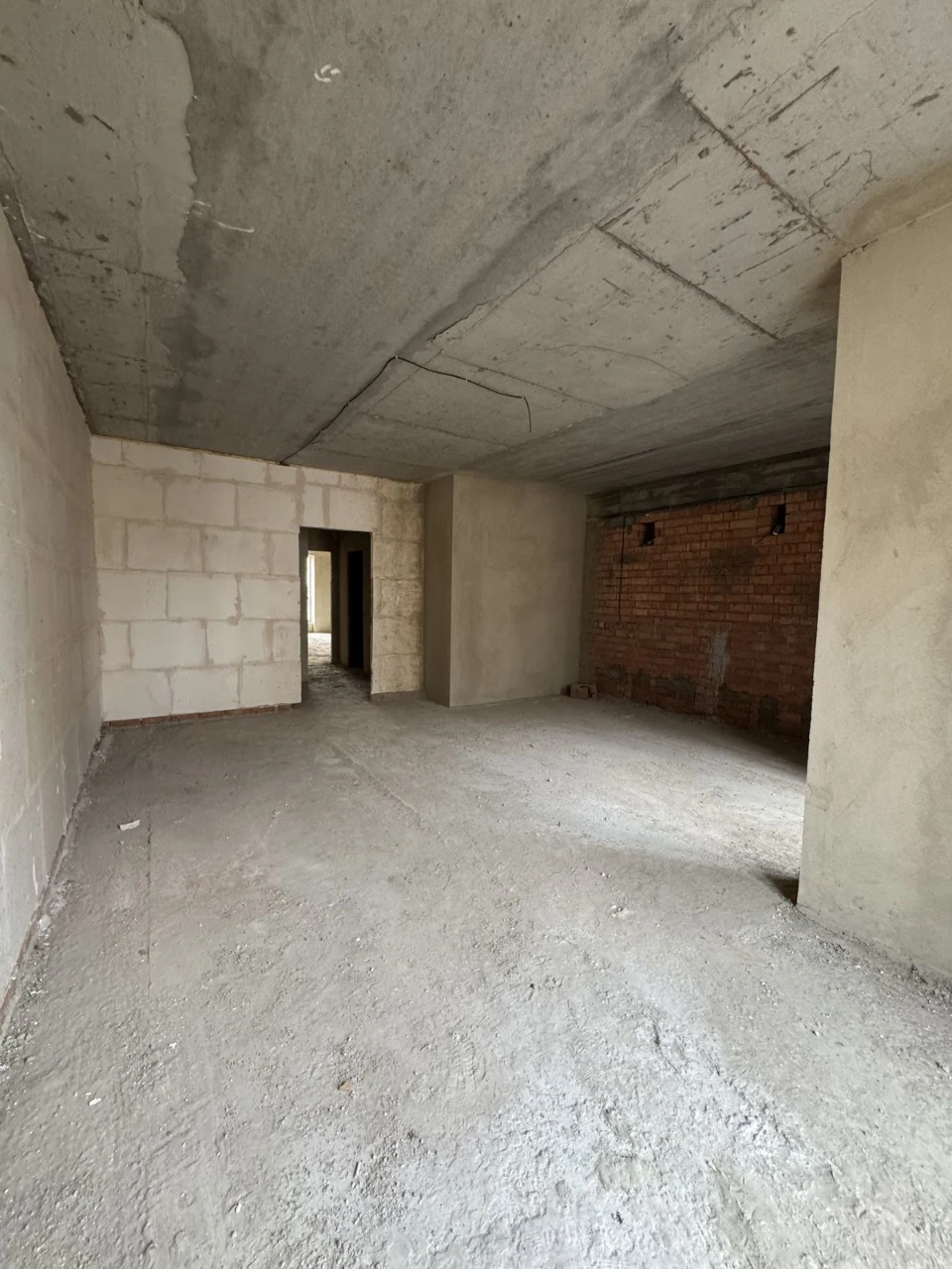 Простора 2-кімнатна квартира біля моря — 898 $ за м²